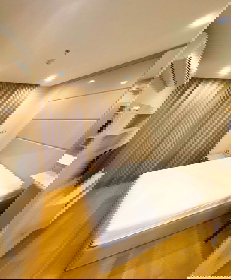 The Address                   Asoke