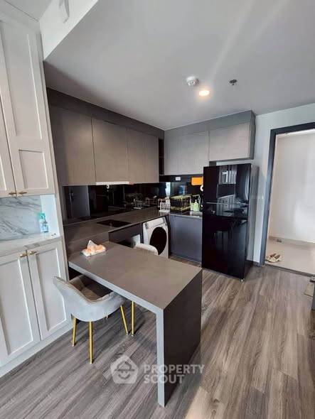 1-BR Condo at Ideo Chula Samyan near MRT Sam Yan (ID 2441038)