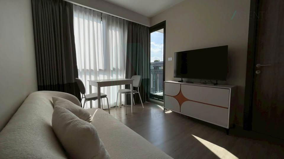 Condo for rent, Vivere Sukhumvit 72, Building 1, 8th floor, 1 Bed Plus, 38 sq m, near BTS Bearing.