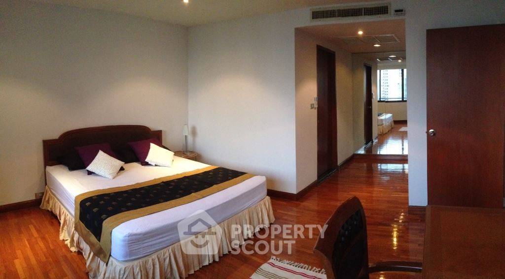 BTS Asok အနီး Lake Avenue Sukhumvit 16 ရှိ 1-BR ကွန်ဒို (ID 512832)