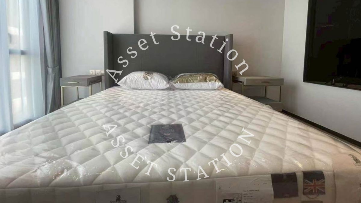 Limited availability! Premium units at The Reserve Sukhumvit 61. Convenient transportation 🚄 Just minutes from Ekkamai BTS.