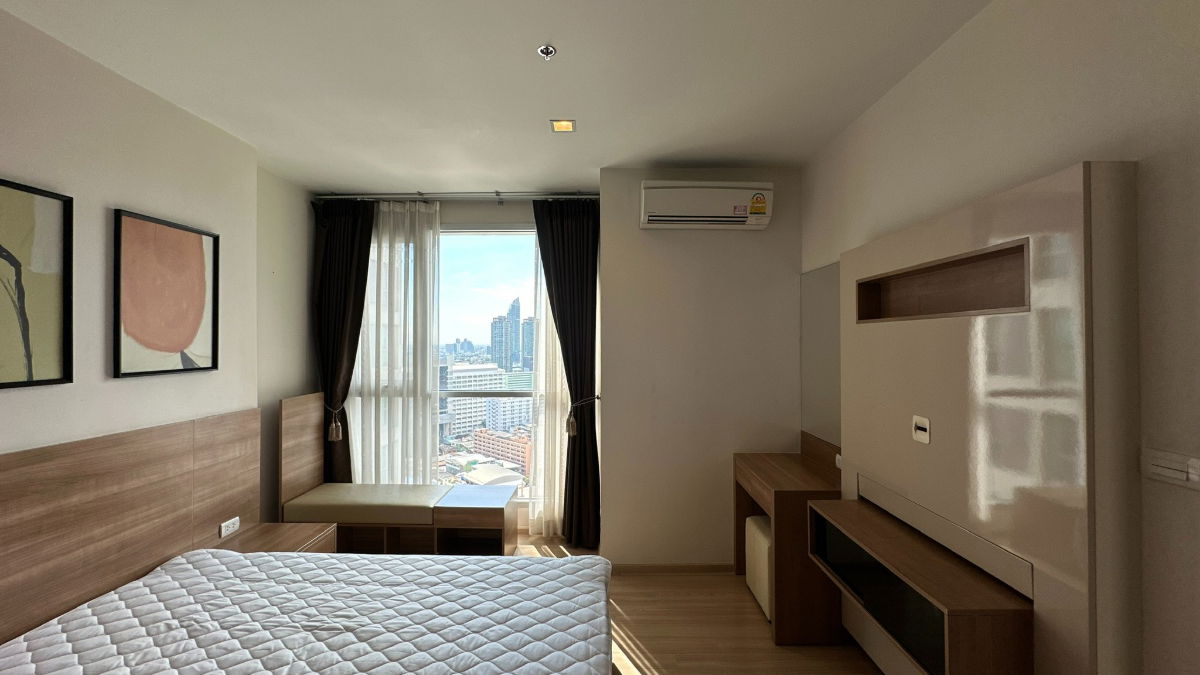 Rhythm Sathorn | Price 26,000 THB | Beautiful room, great location, fully furnished, ready to move in.