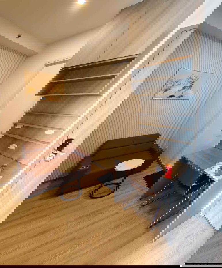 Knightsbridge kaset             society