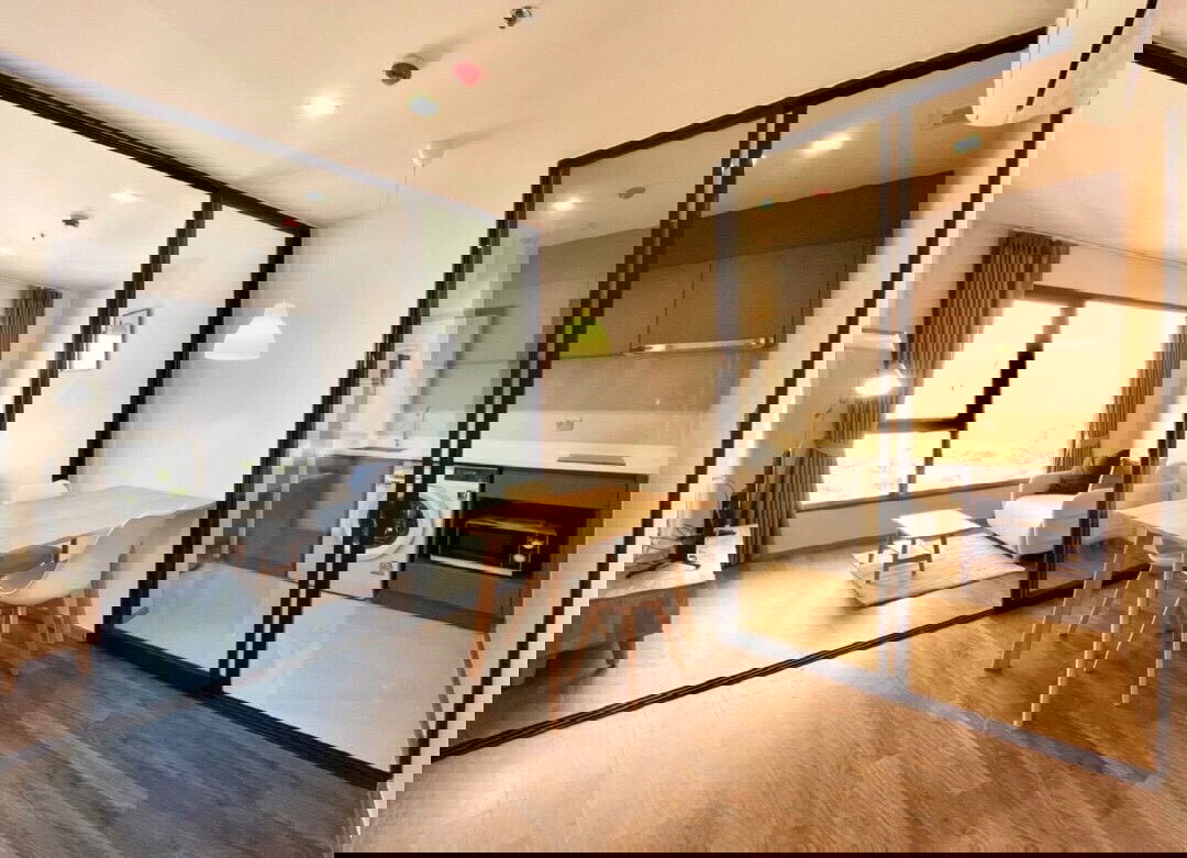 Life Ladprao                  Valley