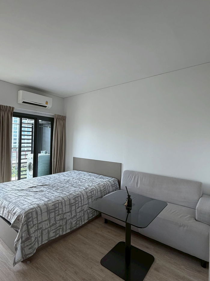 MN3214 IDEO Sathorn - Wongwian Yai  Full Fuenituned