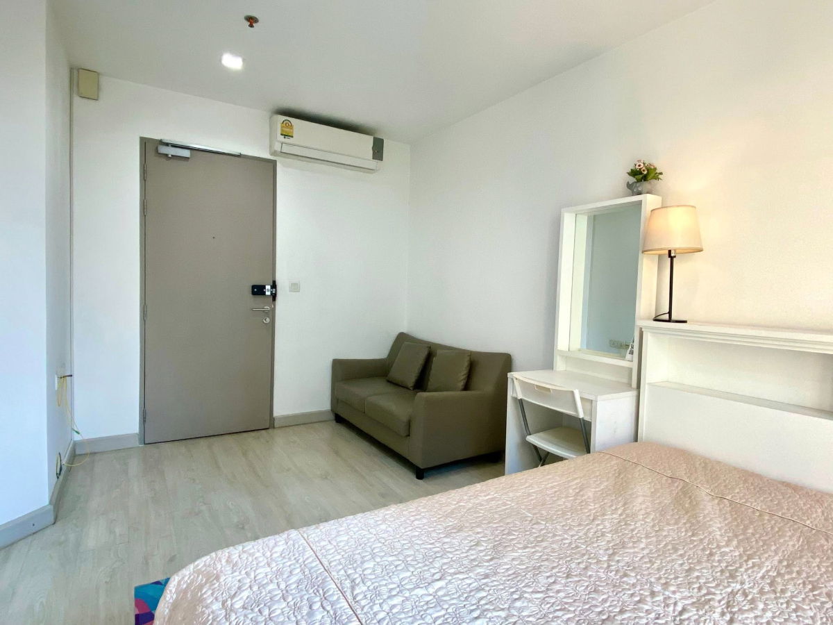 ST0439   IDEO Mobi Sukhumvit  ST0439