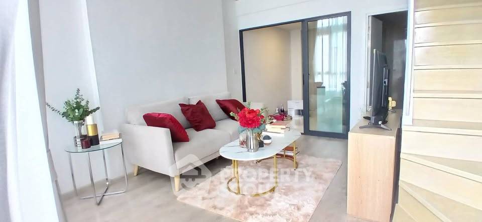 1-BR Condo at The Tree Pattanakarn-Ekkamai near ARL Ramkhamhaeng (ID 2494467)