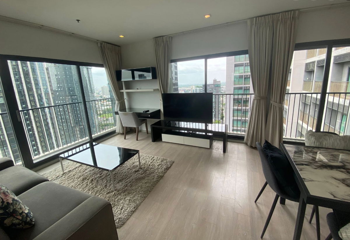 โนเบิล รีมิกซ์.