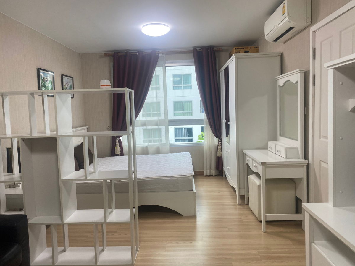 Plum condo Paholyothin89 for rent