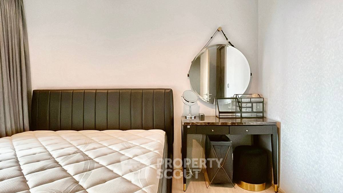 1-BR Condo at Life Asoke - Rama 9 near MRT Phra Ram 9 (ID 2485561)