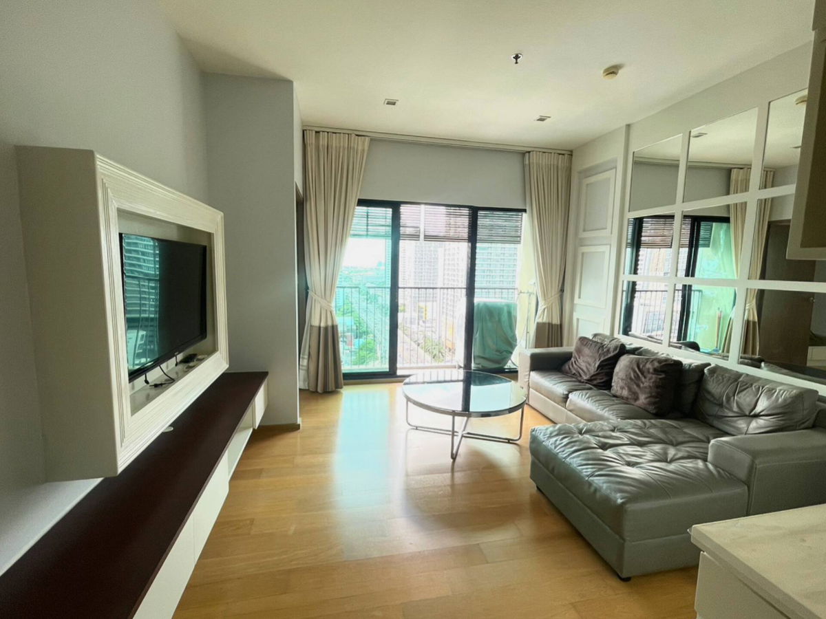🟠Condo for Rent - 1 Bedroom, 52 Sq.m. at Noble Revent