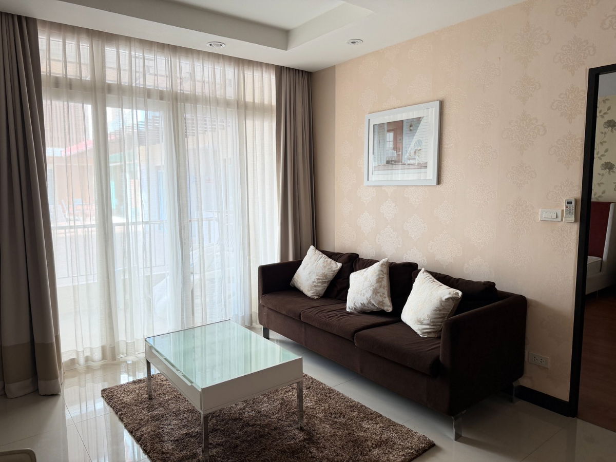 The Unique @Nimman condo for rent 1bedroom :  Tel. 082-3899314 (Boo)