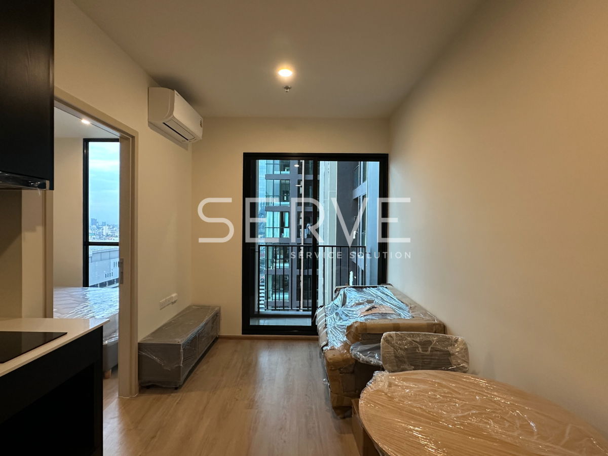 1 Bed 1 Bath Nice Room Fully furnished New Condo Good Location  Close to MRT Phra Ram 9  220 m @ NUE District R9