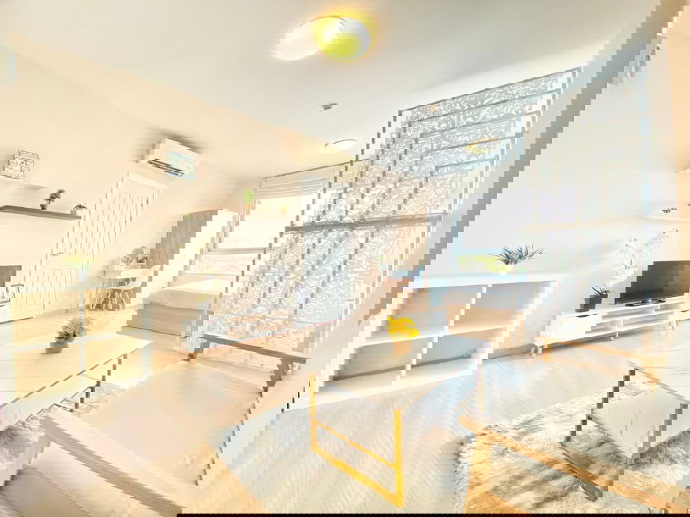 ငှားမည် Plum Condo Nawamin စျေးနှုန်း ဘတ် 6500 ၊ အခန်းသစ် ၊ အဆောက်အဦ c ၊ ၃လွှာ ။