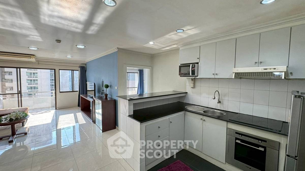 1-BR Condo at Saranjai Mansion Condominium near BTS Nana (ID 2482480)