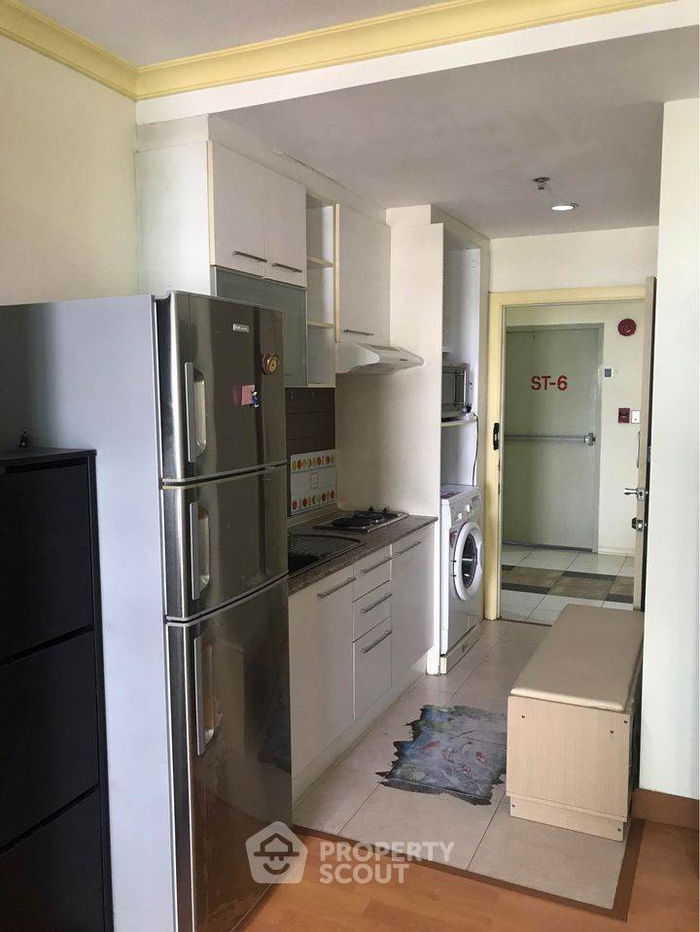 1-BR Condo at Grand Park View Asoke near MRT Sukhumvit (ID 1407007)