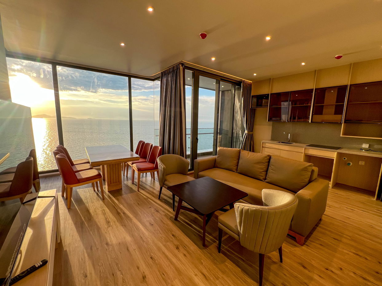 Luxury Condominium 2 - Bed for Rent at Arom Wongamat