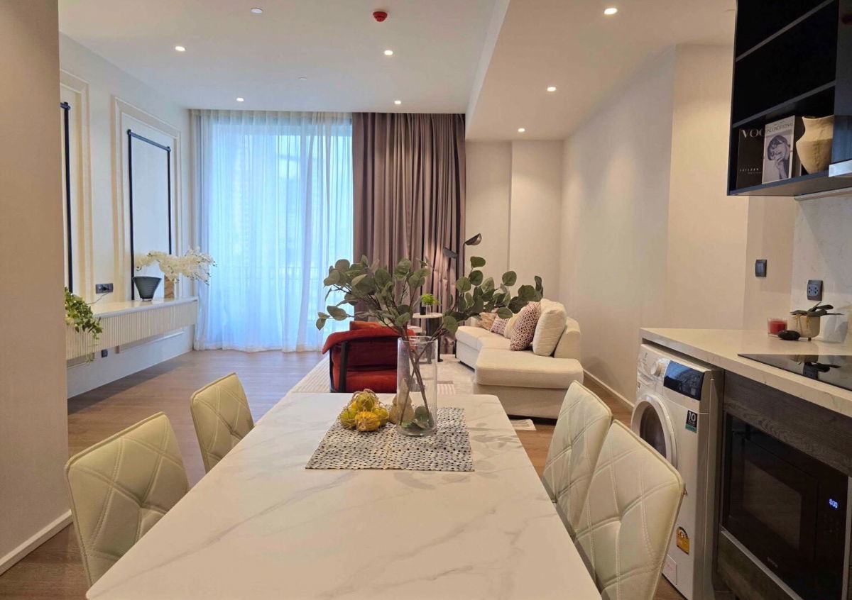 Muniq                     Langsuan