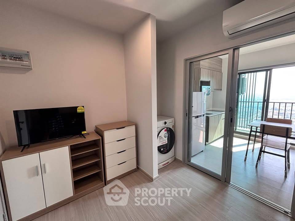 1-BR Condo at The Parkland Phetkasem 56 near MRT Lak Song (ID 2497032)