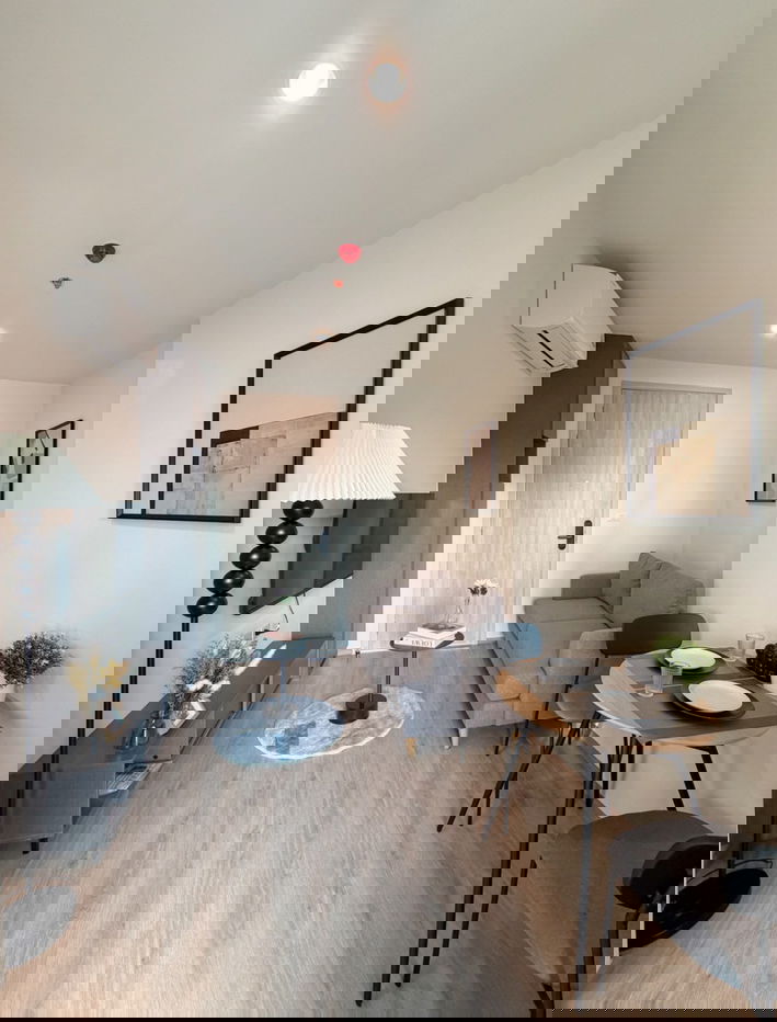 🍁Nue区R9 🍁新房，红标🍁第一次入住🍁房间漂亮，家具齐全。