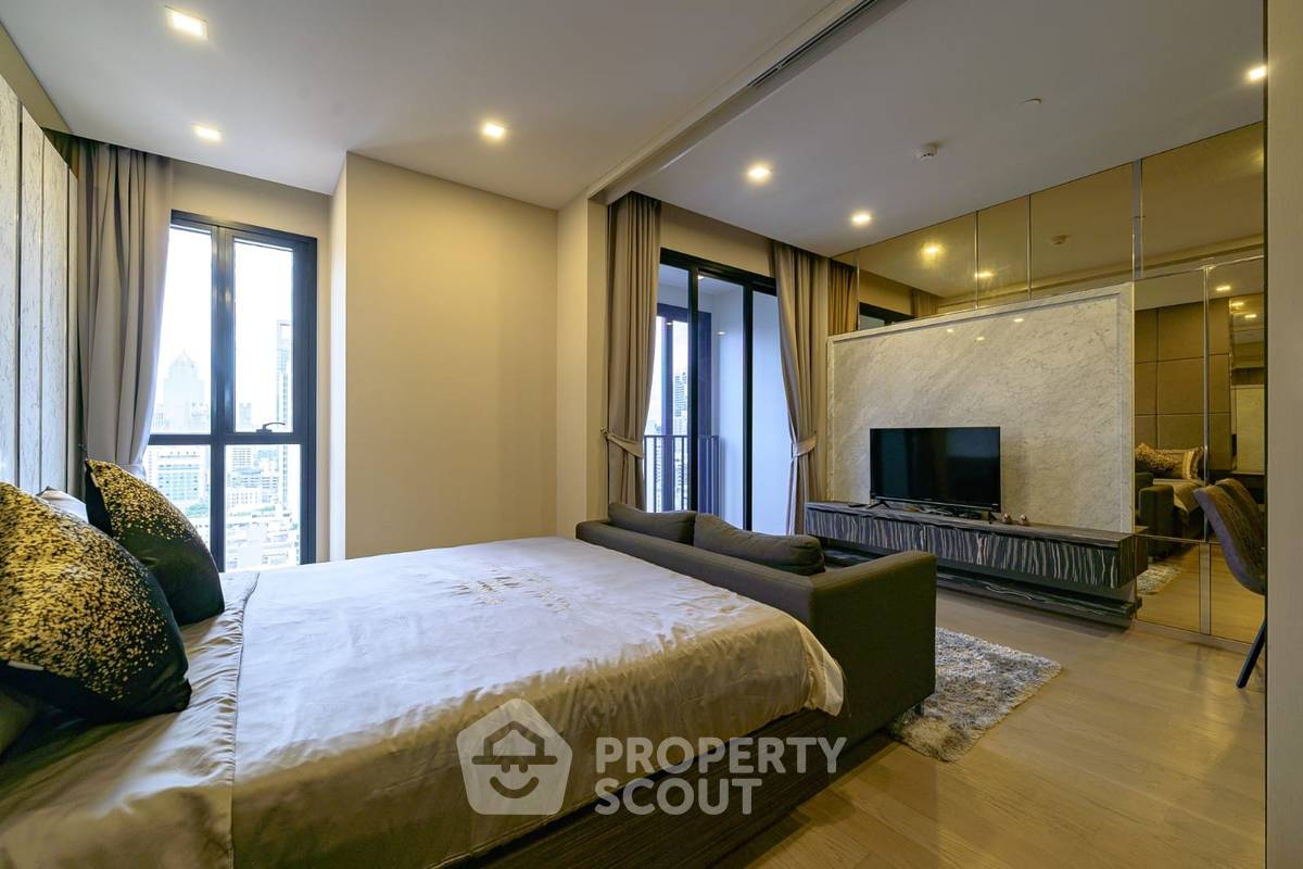 1-BR Condo at Ashton Asoke near MRT Sukhumvit (ID 1717084)