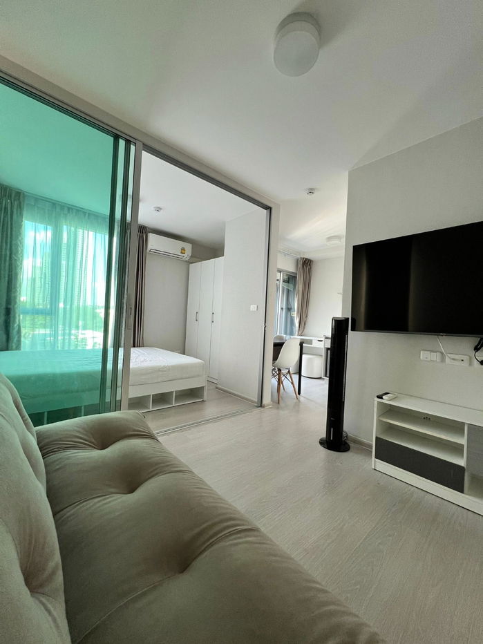 💒🌈☃️ Plum Ramkhamhaeng 60，价格8,000泰铢，G栋4楼（转角房间），23平方米。