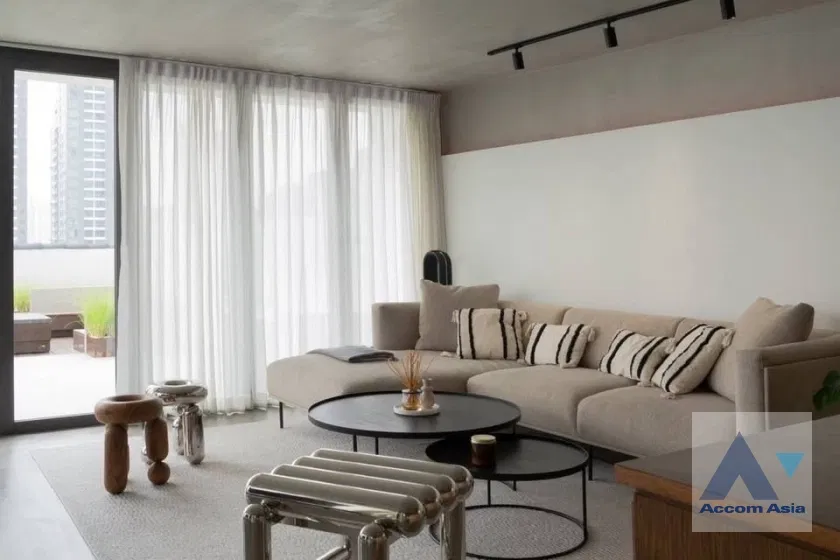 🔼🔽 AccomA 📩 Newly renovated,Fully Furnished 2 BR Condominium @D.S. Tower 2 (AA45214)