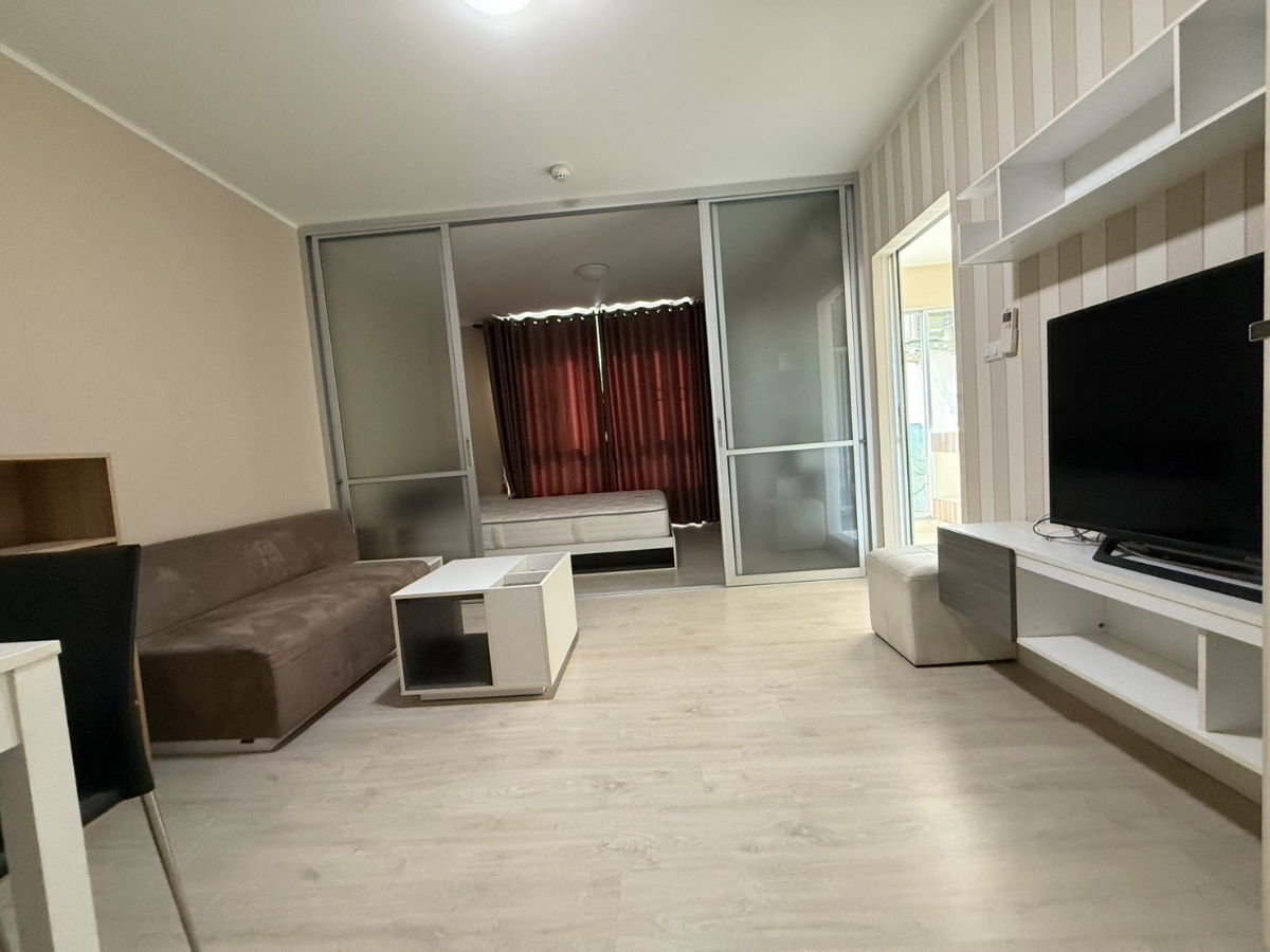 ✅For rent, D Condo Sign, 8th floor, Building D, 10,000 baht. ☎️064-792-4426 (Ben)