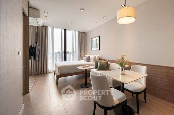 Studio Condo at Park Origin Phrom Phong near BTS Phrom Phong (ID 1930014)