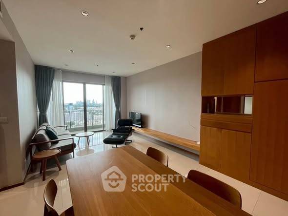 1-BR Condo at The Emporio Place near BTS Phrom Phong (ID 2439846)