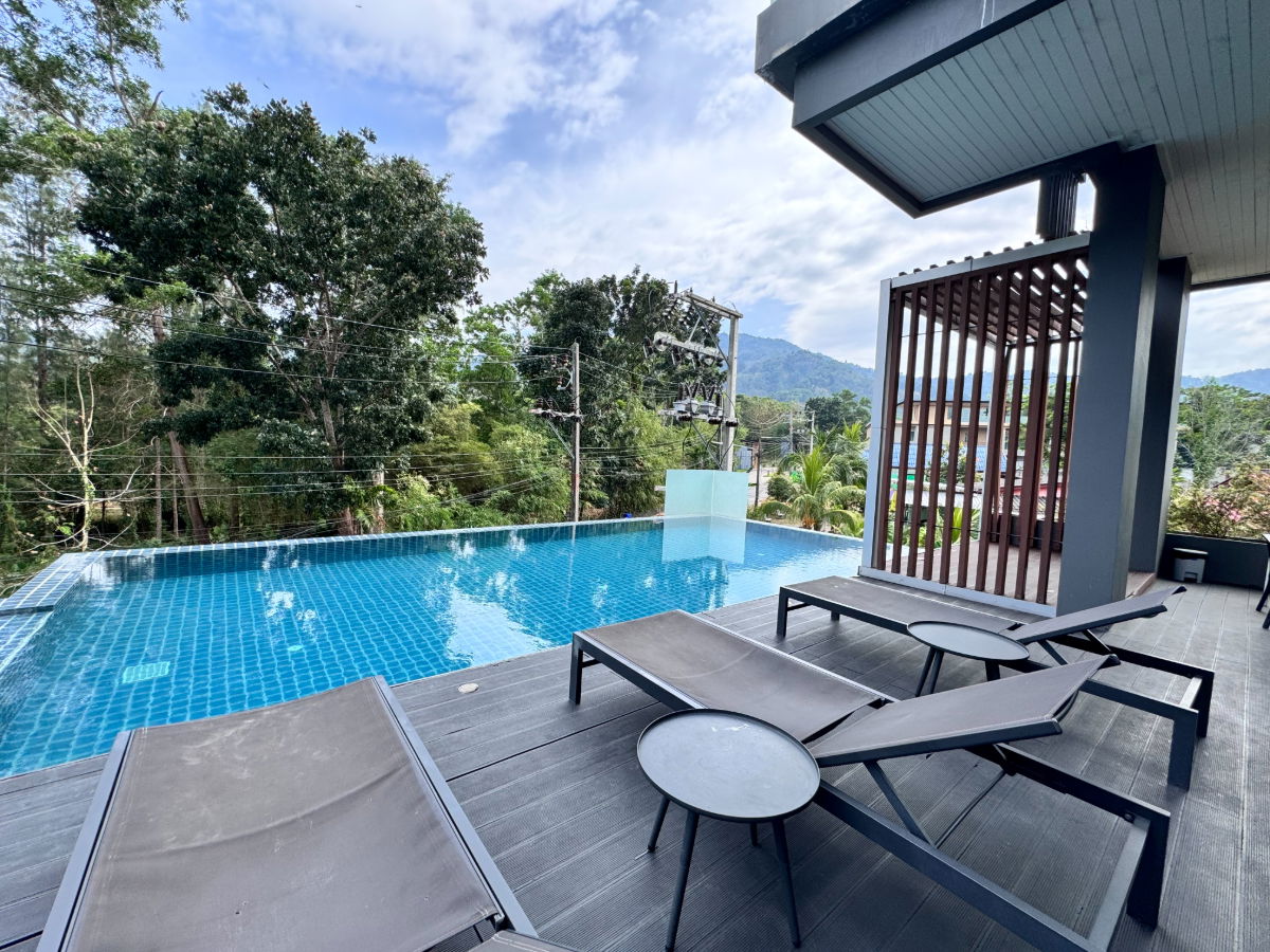 🌴 Hill Mynah Condotel – Studio