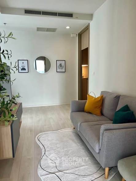 1-BR Condo at Noble Ploenchit near BTS Phloen Chit (ID 2433586)