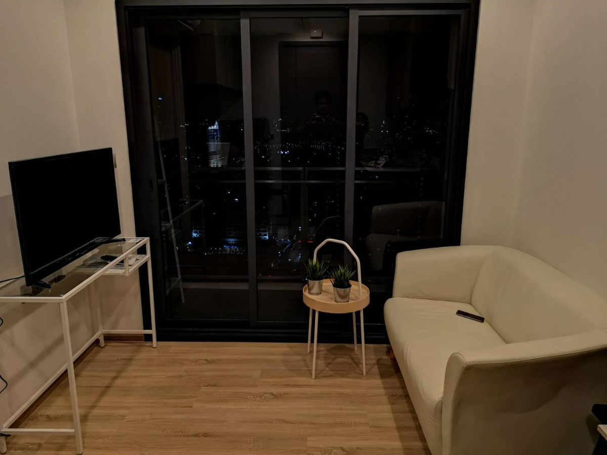 🟠For Rent - 1 Bedroom, 26 Sq.m Condo at THE LINE Phahol-Pradipat