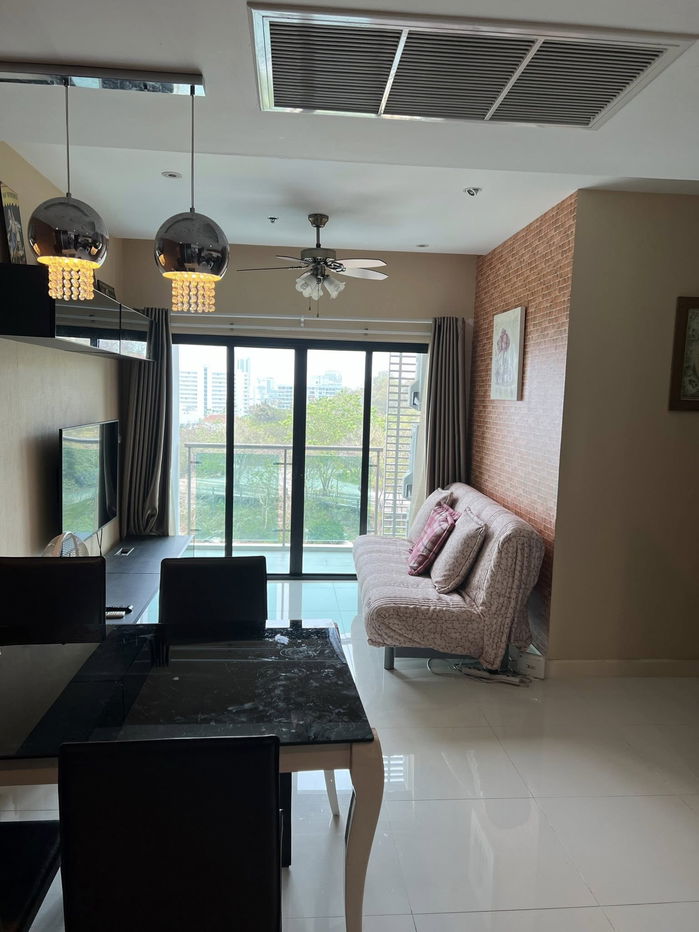 The Axis Condominium 2 Bedrooms ငှားရန်ရှိသော Thappraya