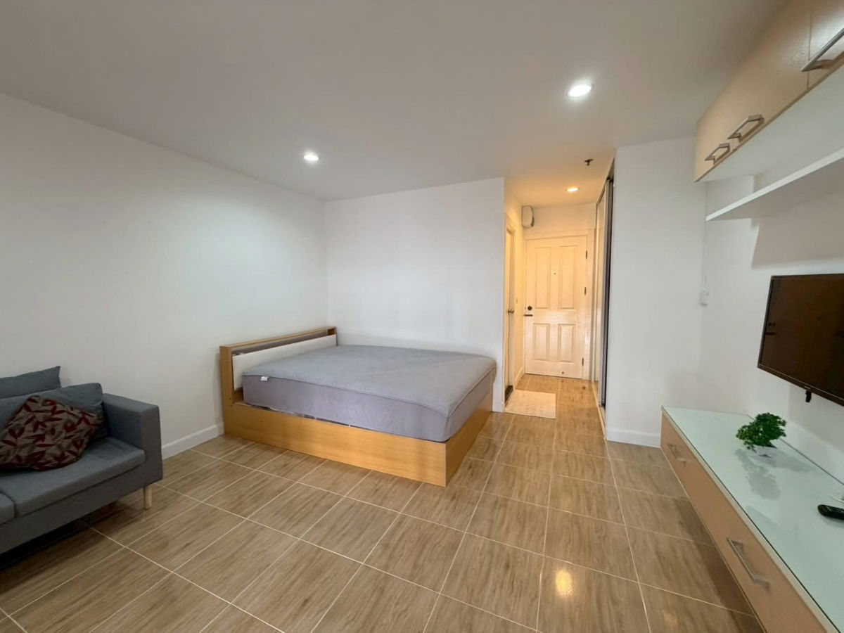 ME2500419 Condo For Rent Regent Home 15 Chaengwattana