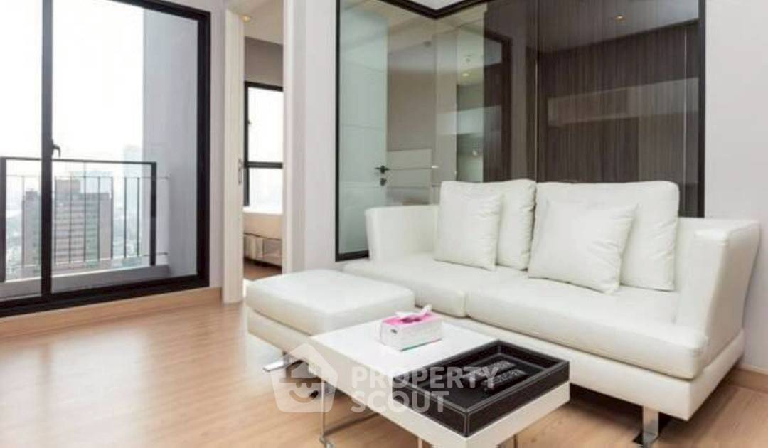 1-BR Condo at Urbano Absolute near BTS Krung Thon Buri (ID 2327310)