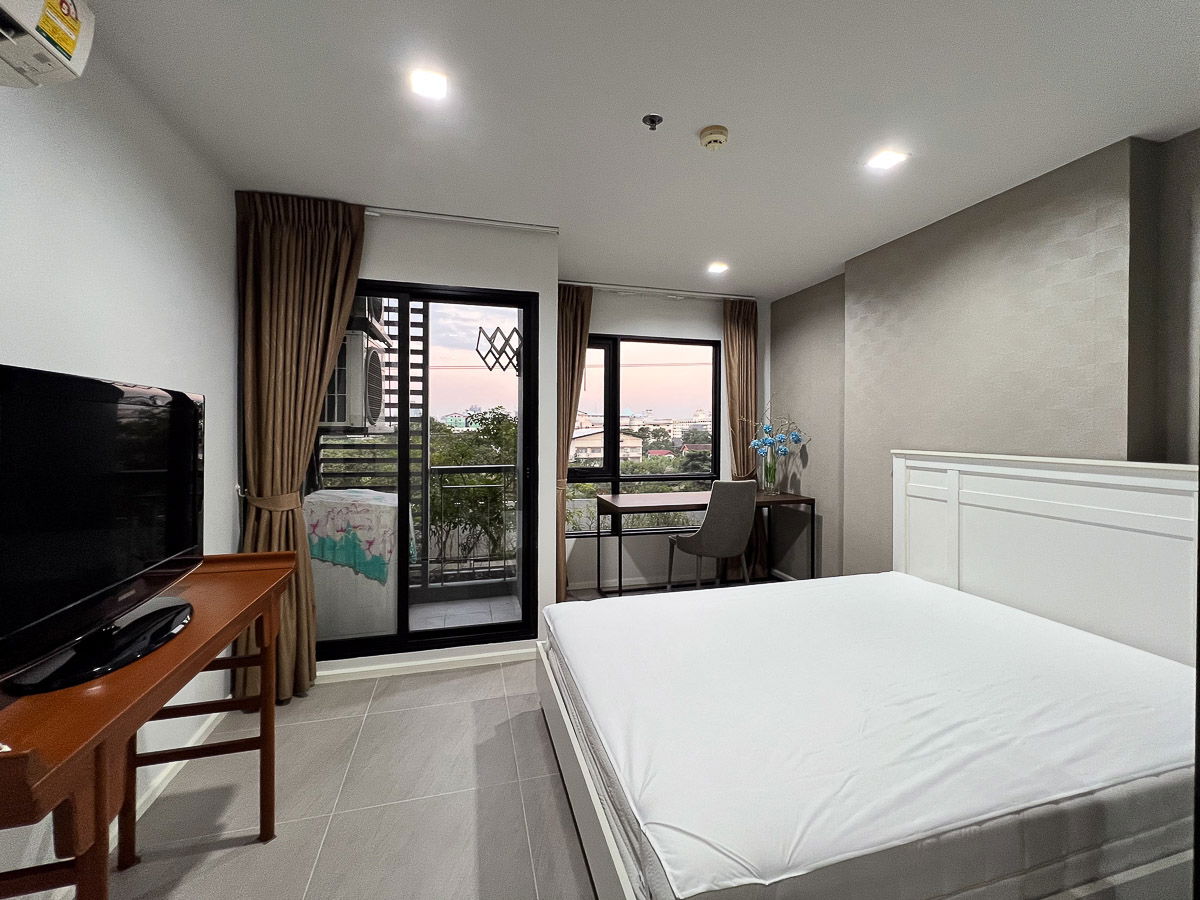 Condo for Rent KnightsBridge Bearing, Sukhumvit 107, near BTS Bearing 400 m