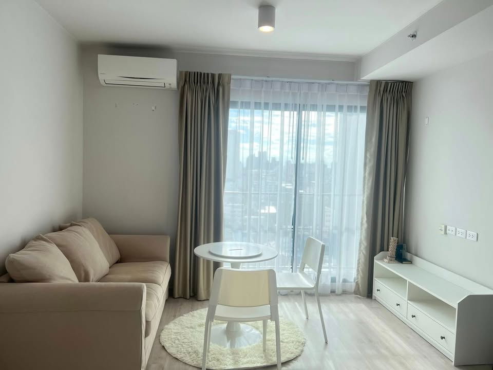 Condo for Rent at IDEO Ratchada - Sutthisan (B6812082)
