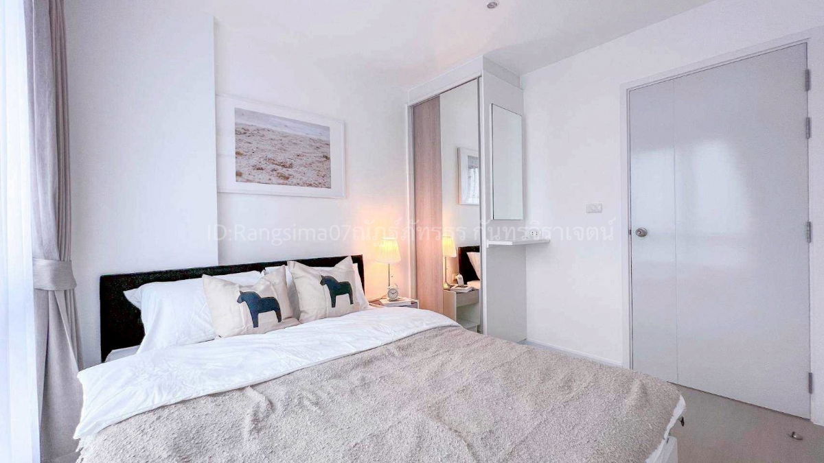 For rent iCondo Serithai Green Space, a beautiful room on the cover of a fully furnished unit at special price. For more information, Line:Rangsima07