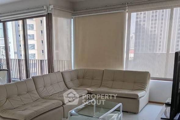 2-BR Condo at The Emporio Place near BTS Phrom Phong (ID 2400802)