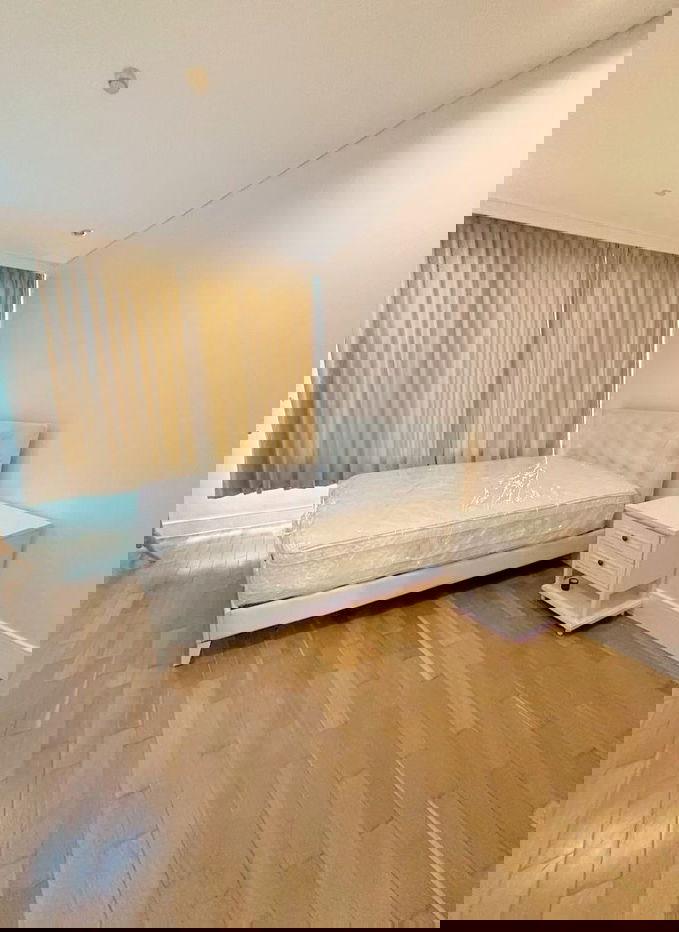 P-44196 Condo for rent Aguston Sukhumvit 22 fully furnished (Confirm again when visit).