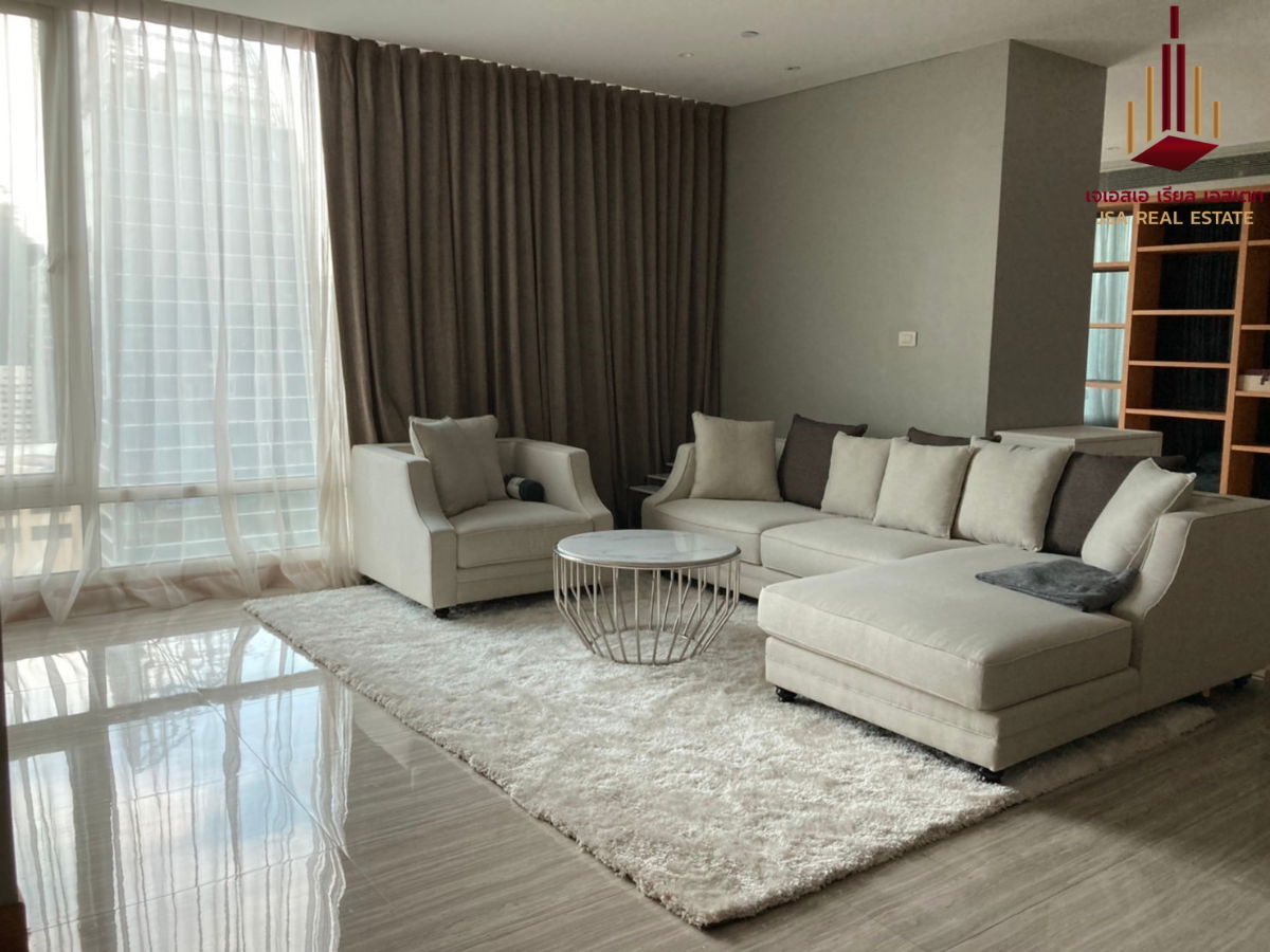 ✨ For Rent: The Park Chidlom Condo ✨  💰 Only 200,000 thb/month