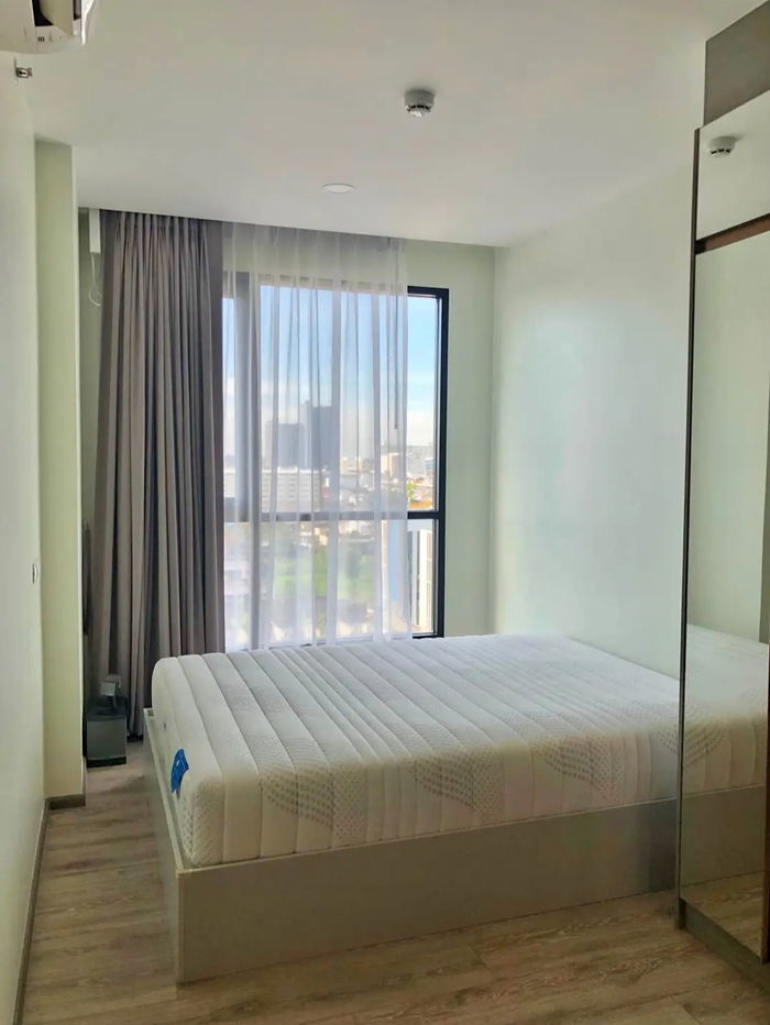 For rent: Knightsbridge Bearing, beautiful room, great location, near the BTS Skytrain.