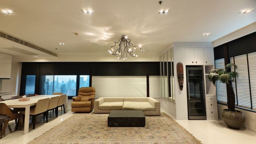 For Rent Amanta Lumpini (Available 1/12/68) Unit 1144/264