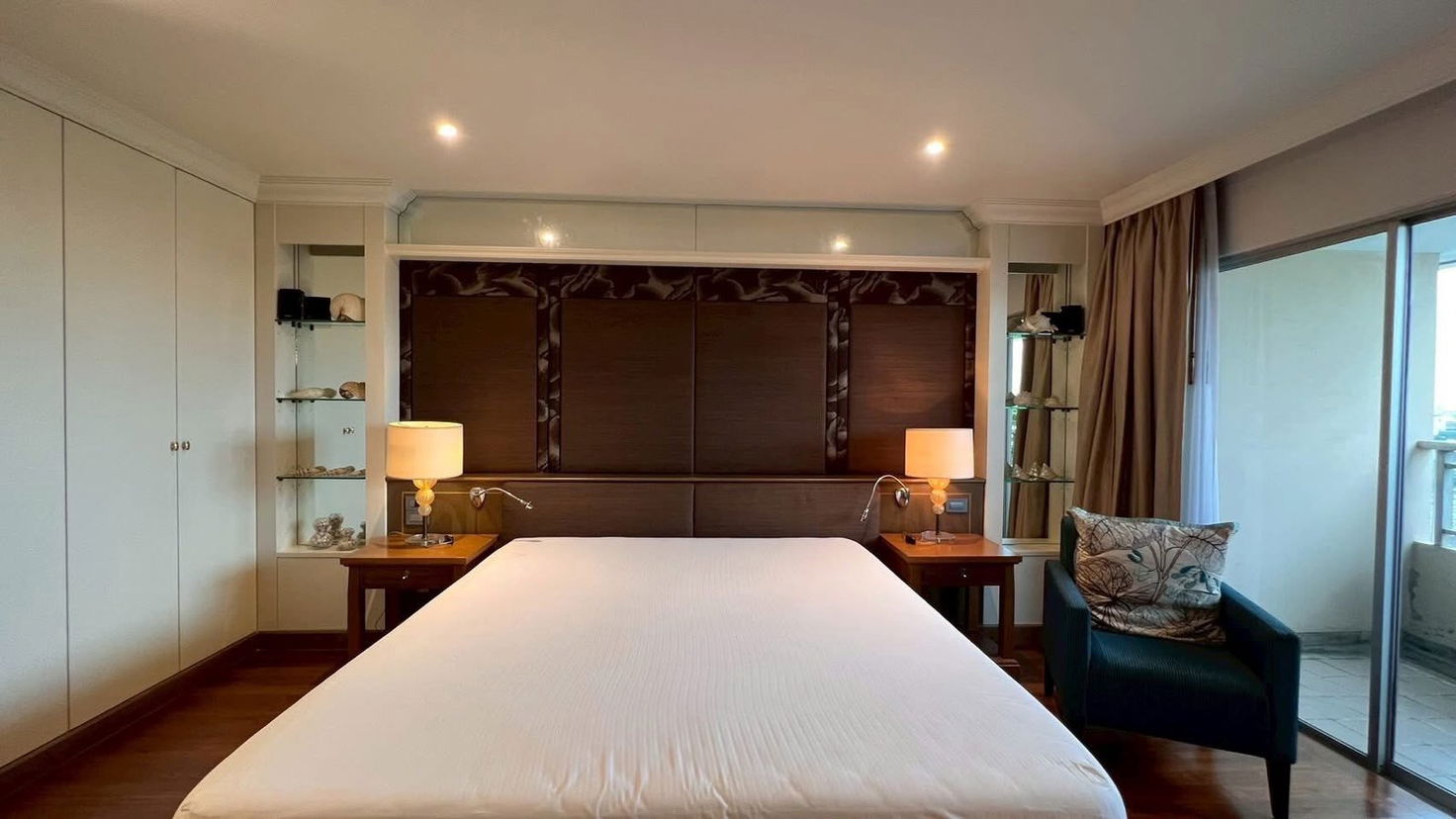 LTH14050 – Condo for Rent | Sathorn Park Place | 236.06 sqm | 2 Beds 3 Baths | Near MRT Silom | 100K/Month | คอนโดให้เช่า สาทร พาร์ค เพลส