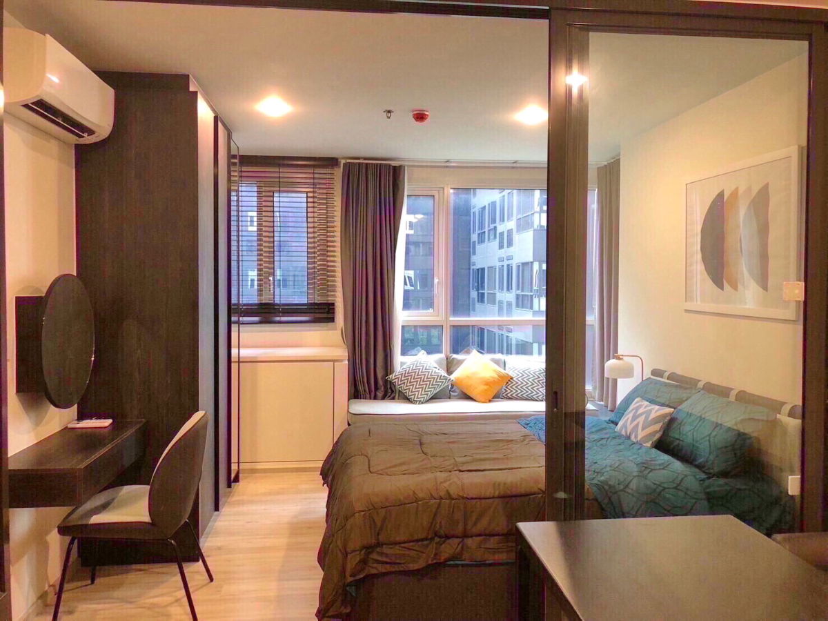 For Rent XT Huaikwang  70 meters from MRT Huaikwang