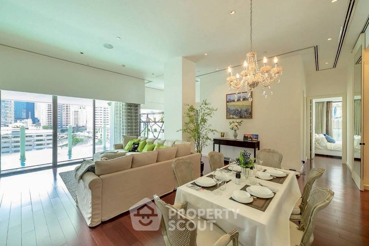 3-BR Condo at Le Raffine Jambu Dvipa Sukhumvit 39 Condominium near BTS Phrom Phong (ID 2508584)