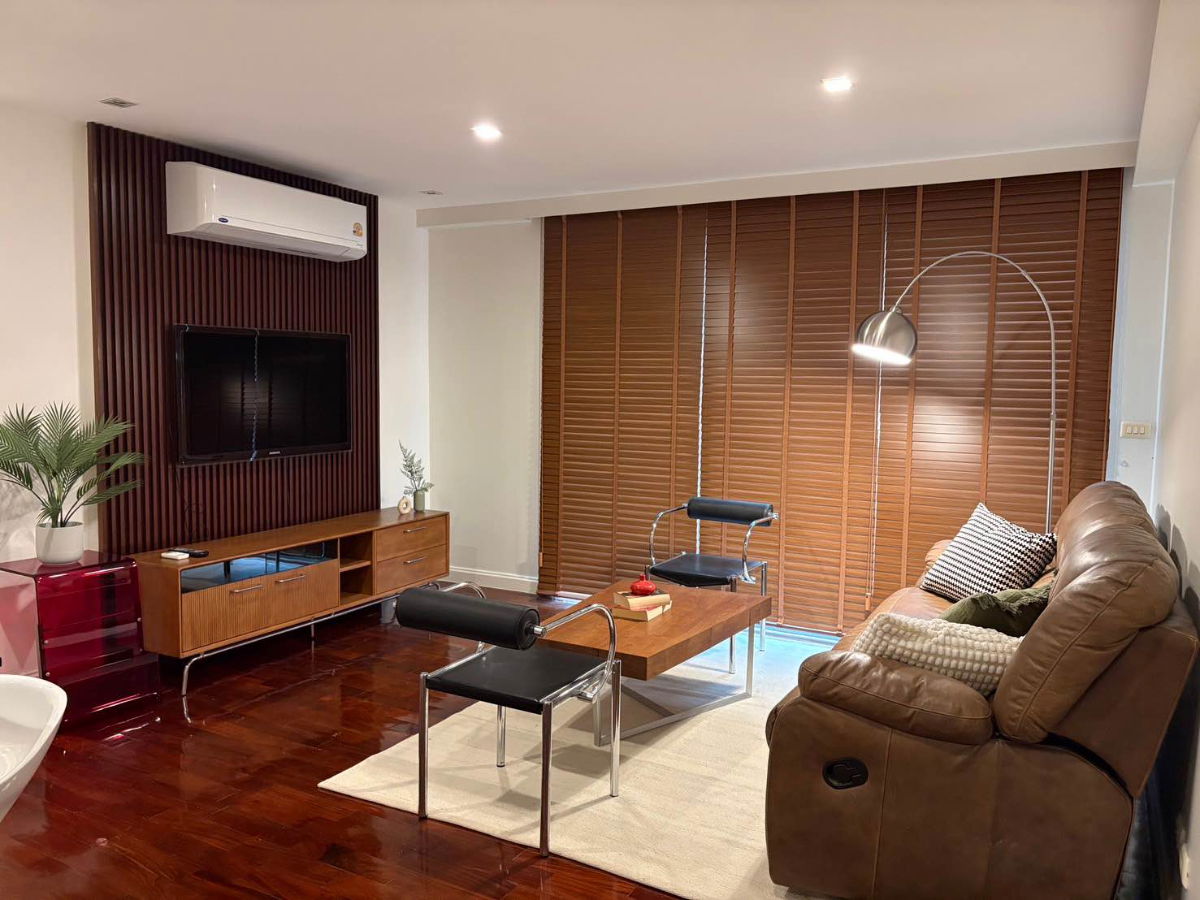 ငှားရန်ရှိသော ကွန်ဒို 49 PLUS အဆောက်အဦး 1 လွှာ 4 ခန်း အိပ်ခန်း 2 ခန်း အခန်း အကျယ်အဝန်း 80 sqm