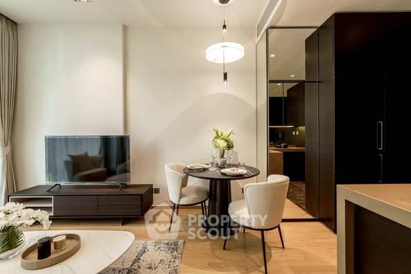1-BR Condo at 28 Chidlom near BTS Chit Lom (ID 2337993)
