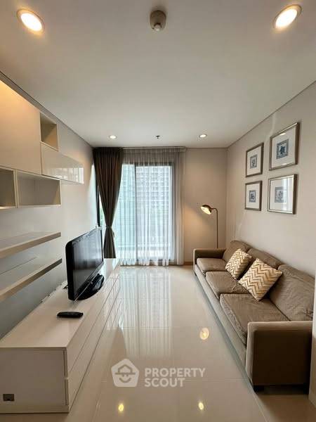 1-BR Condo at Villa Asoke near MRT Phetchaburi (ID 2367075)